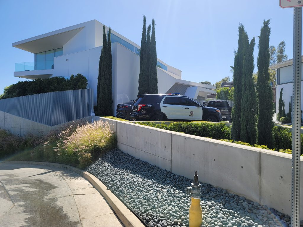 2024 off duty police officers security guards police car at your house. Beverly Hills security Kris Herzog The Bodyguard Group of Beverly Hills security 90210 Los Angeles off duty Police Kim Kardashian bodyguards estate armed security guards 2024